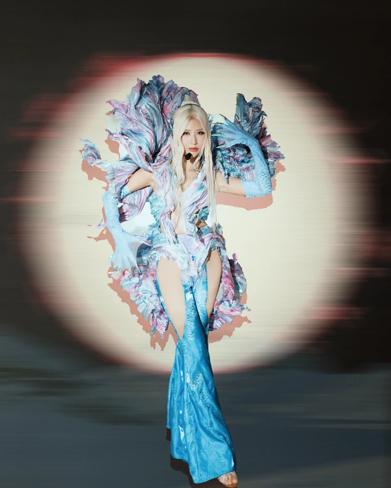 hình nền Quỳnh Anh Shyn 15