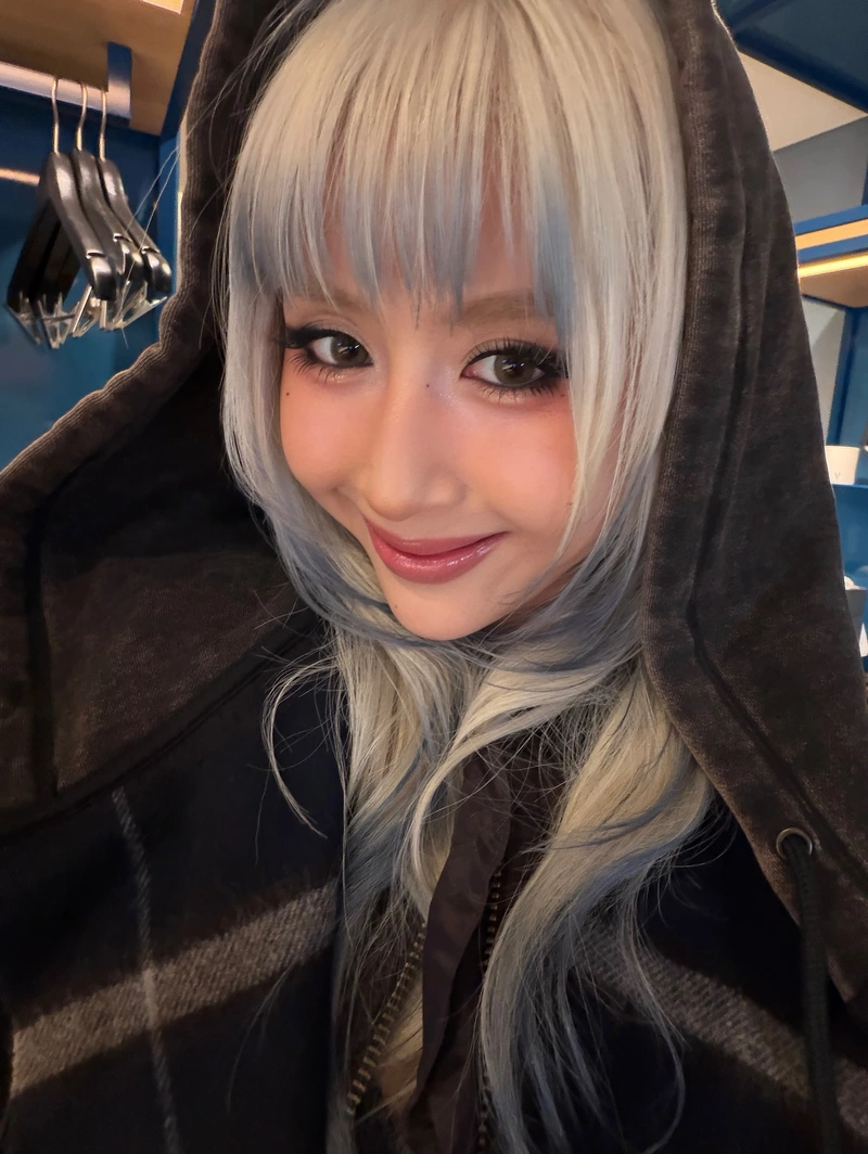 hình nền Quỳnh Anh Shyn 23