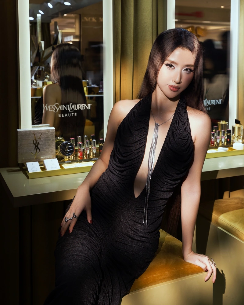 hình nền Quỳnh Anh Shyn 28