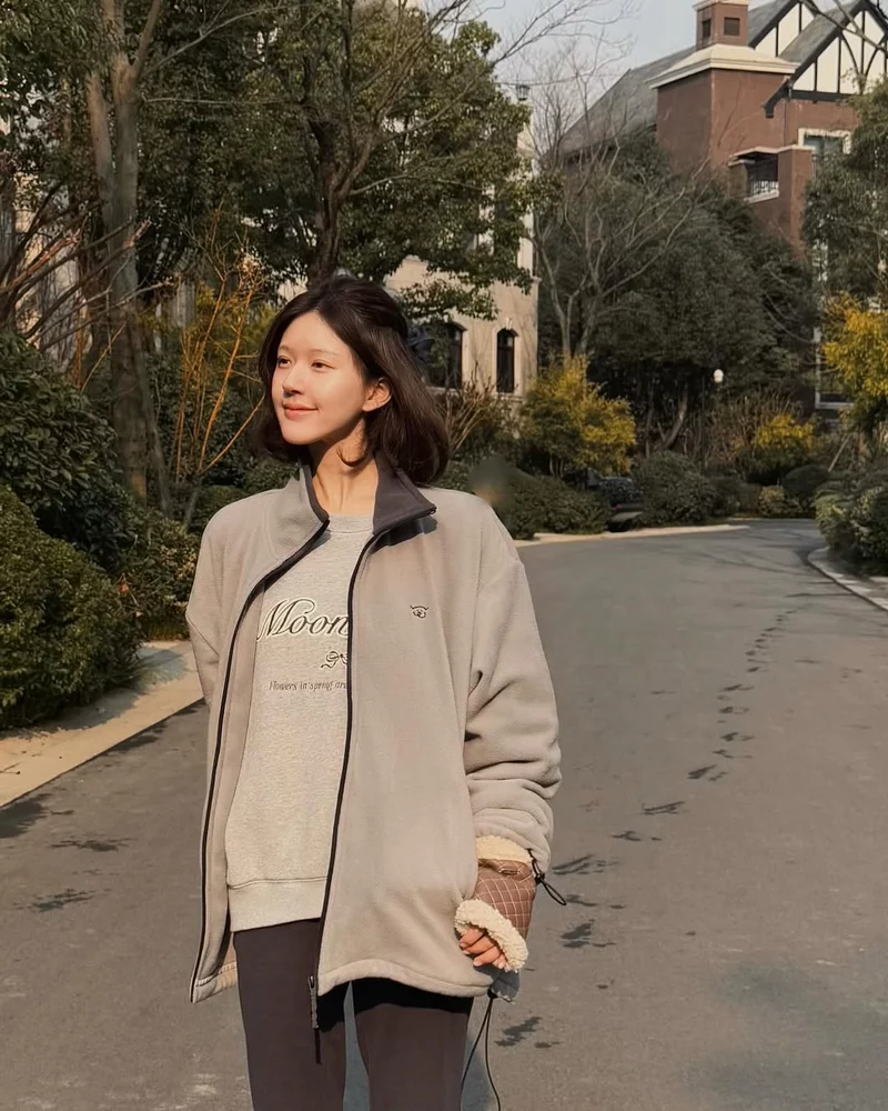 hình ảnh triệu lộ tư 17