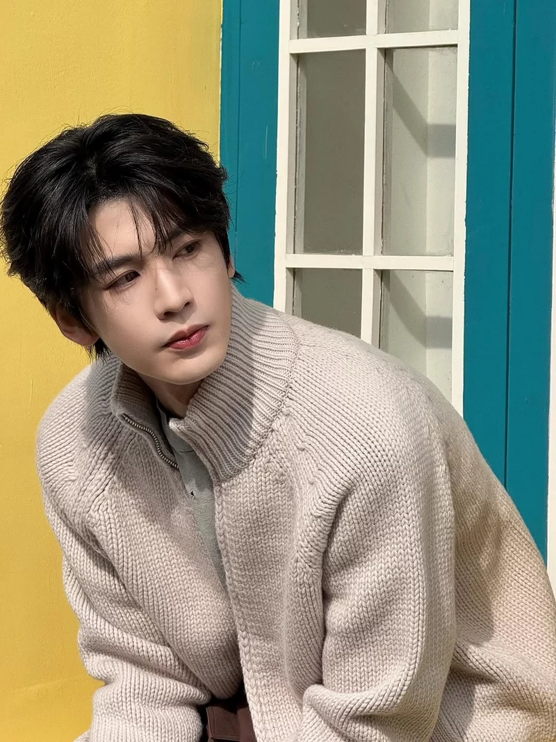 hình ảnh trương lăng hách 16