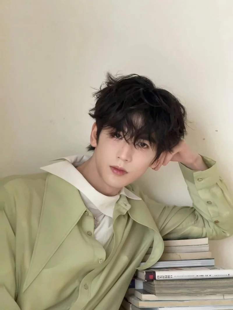 hình ảnh trương lăng hách 22