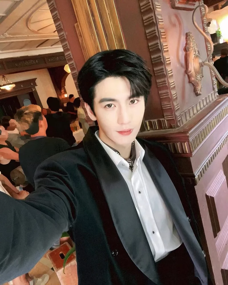 hình ảnh trương lăng hách 7