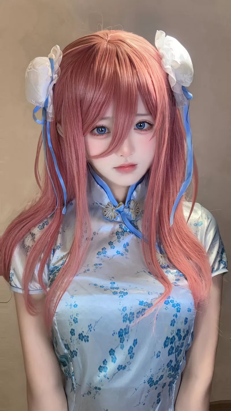 Cosplay gái xinh với trang phục anime ấn tượng