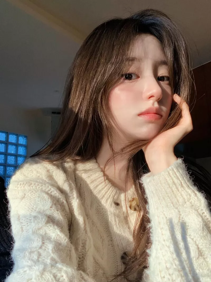 Gái xinh Hàn Quốc tóc ngắn trẻ trung cá tính