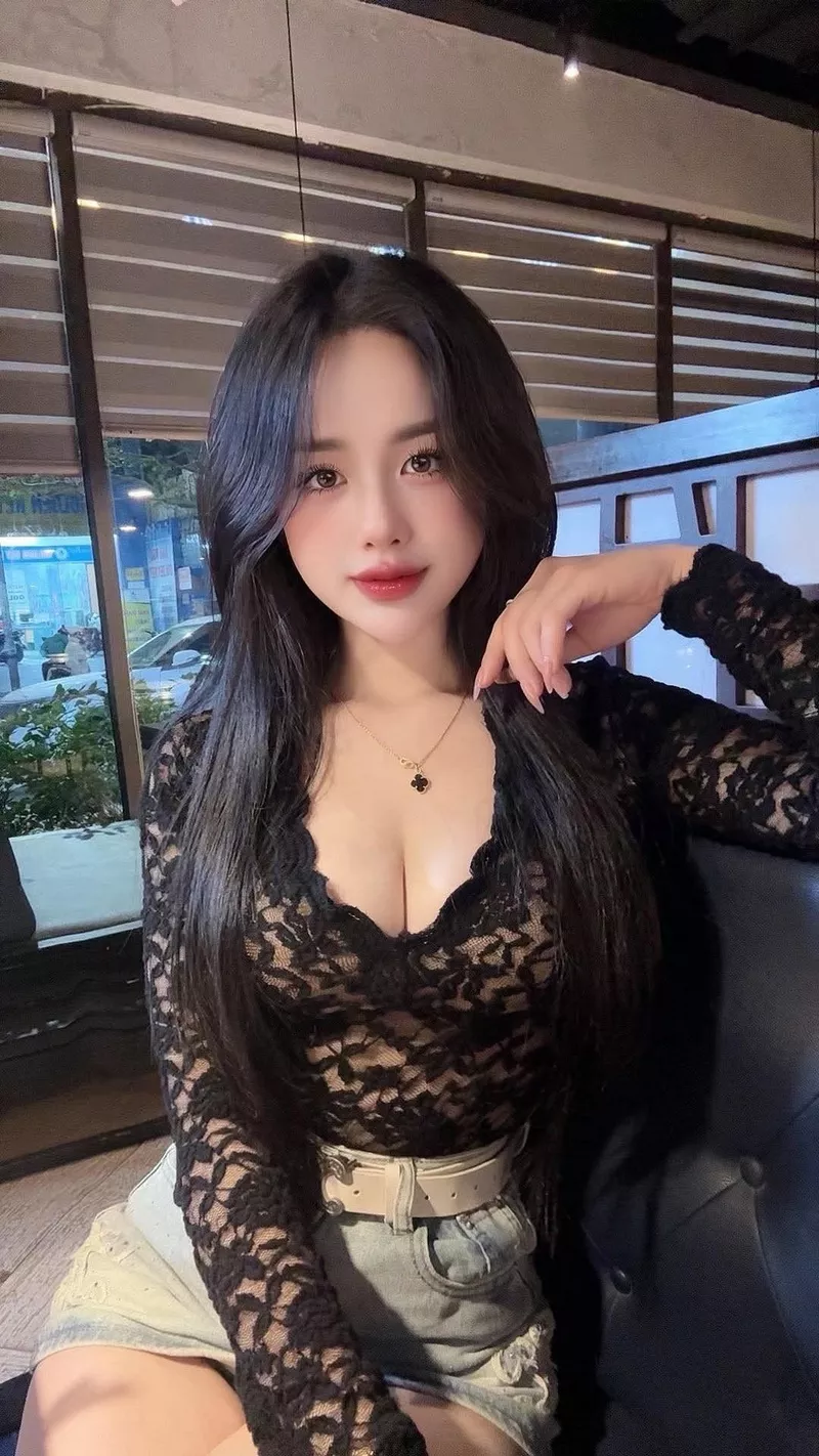 Gái xinh Việt Nam phong cách dễ thương được yêu thích