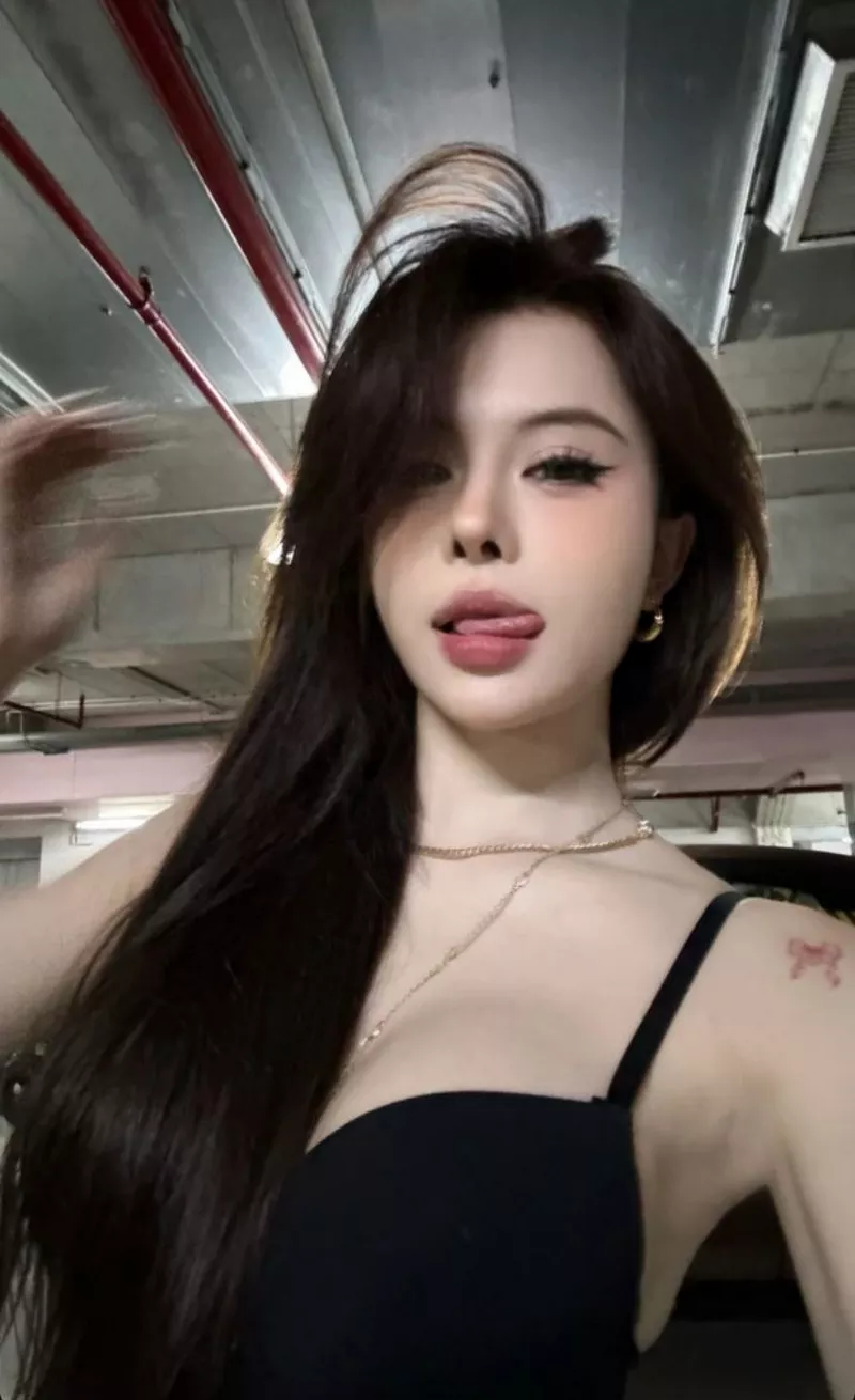 Gái xinh Việt Nam sở hữu nụ cười trong trẻo đầy cuốn hút