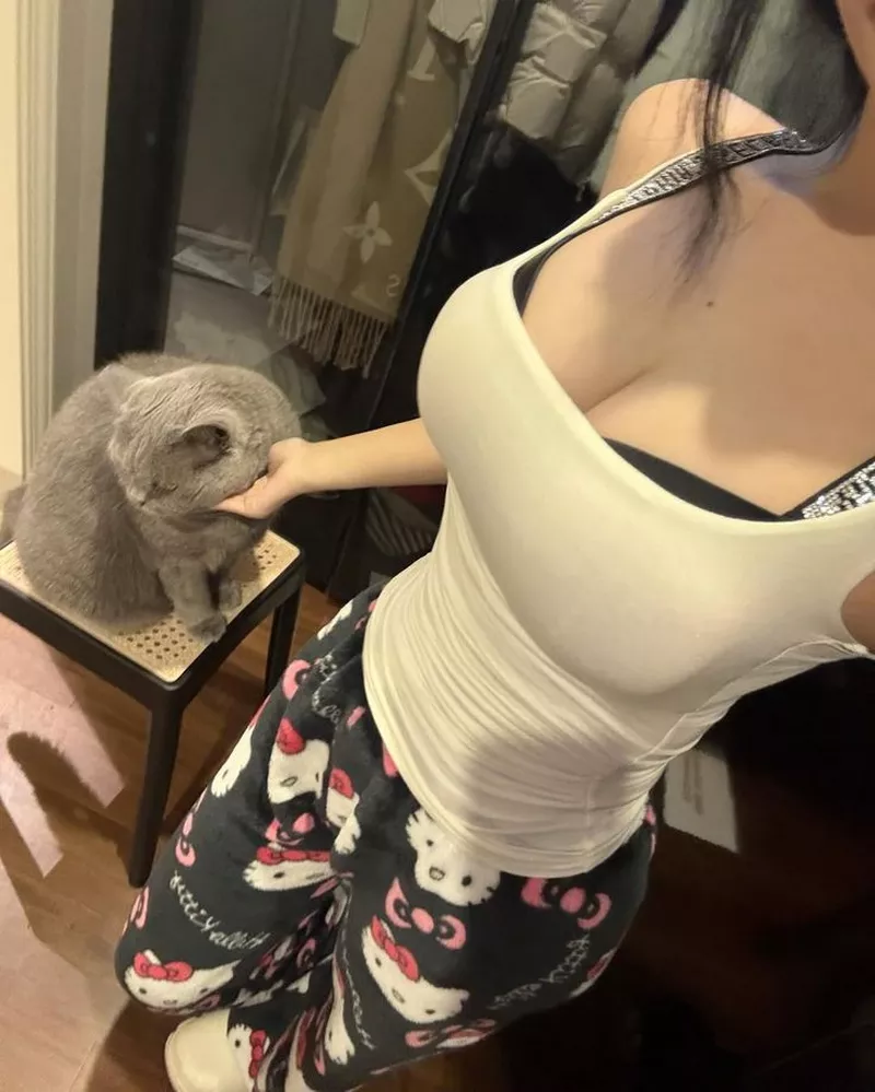 Gái xinh che mặt phong cách ulzzang Hàn Quốc