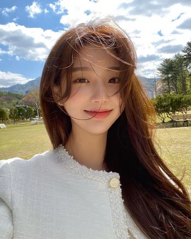 Hot girl Hàn Quốc xinh đẹp dịu dàng phong cách ulzzang