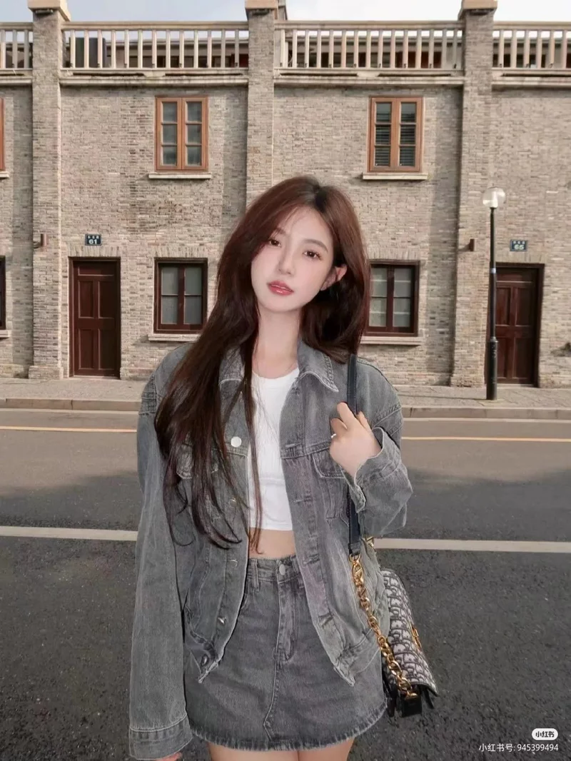 Hot girl Trung Quốc phong cách vintage cuốn hút ánh nhìn