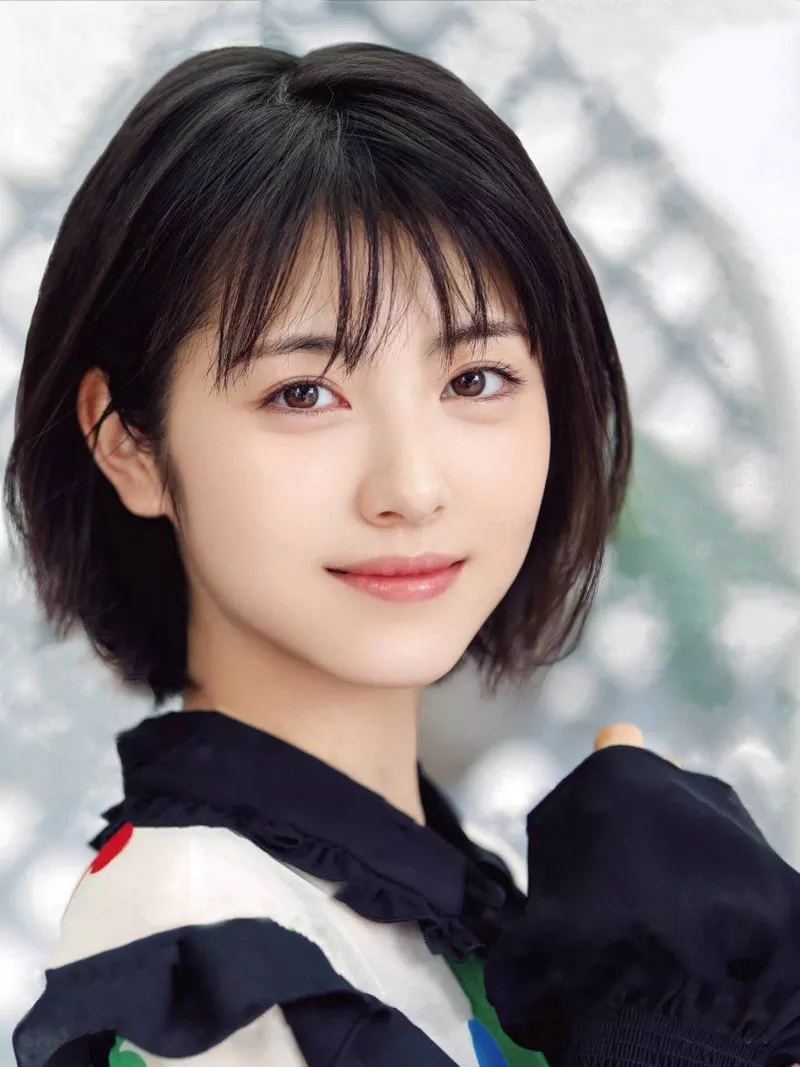 Visual gái xinh Nhật Bản dễ thương gây sốt mạng xã hội