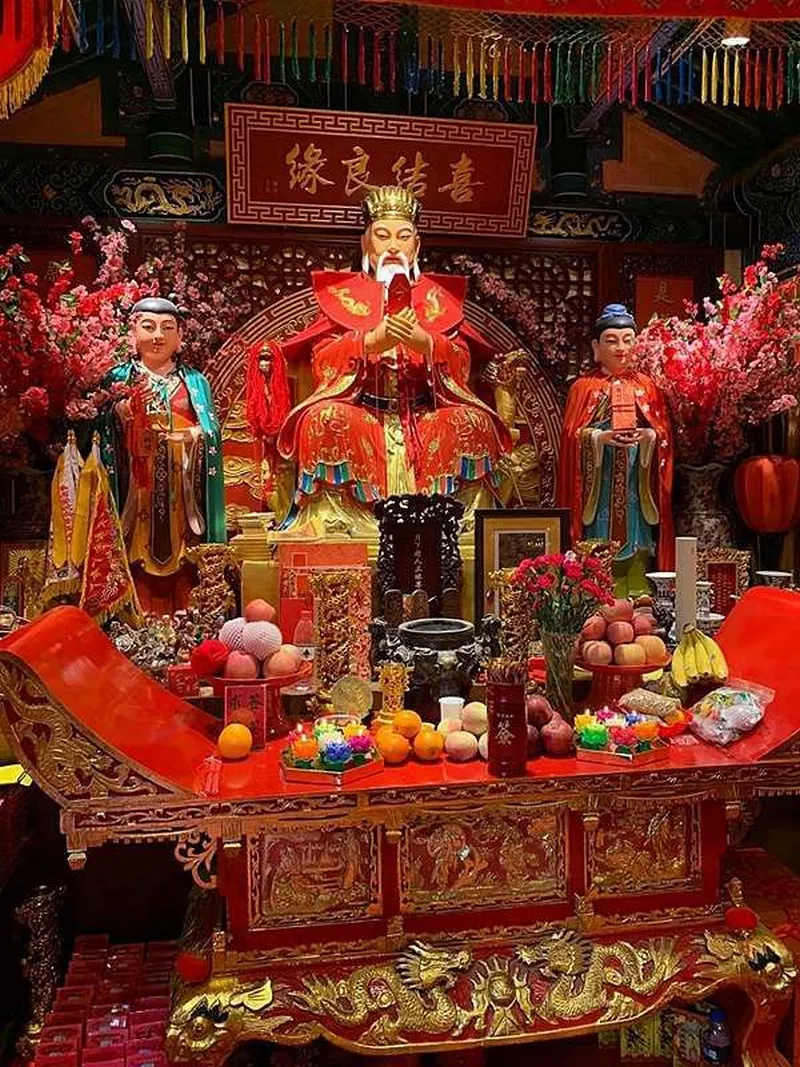 trang trí bàn thờ ngày tết 23