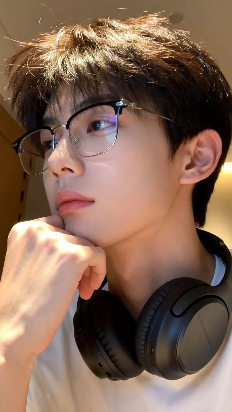 Ảnh Mạng Nam Gương Mặt Baby Đẹp Trai