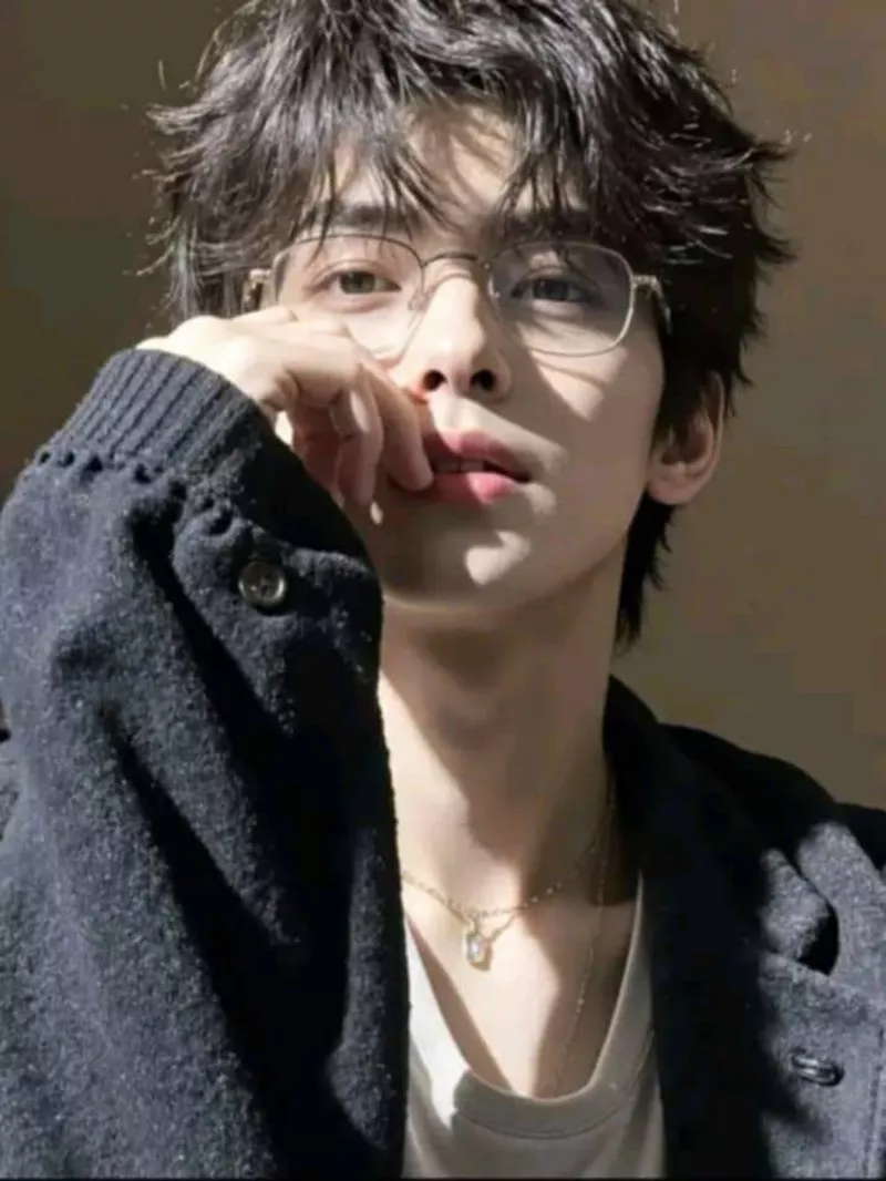 Ảnh Mạng Nam Phong Cách Lạnh Lùng Bí Ẩn