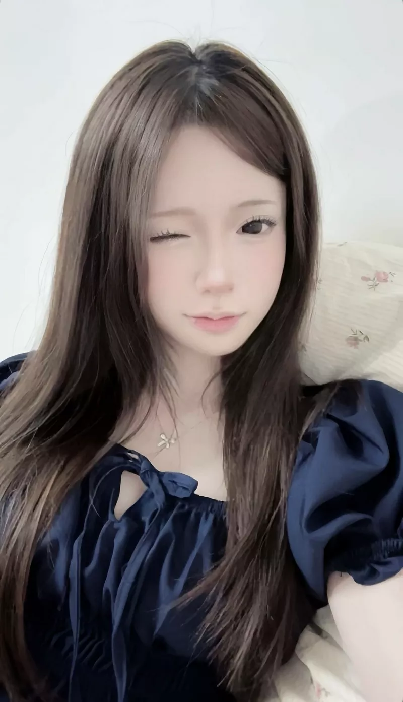 Gái xinh ảnh mạng nữ phong cách đời thường tự nhiên