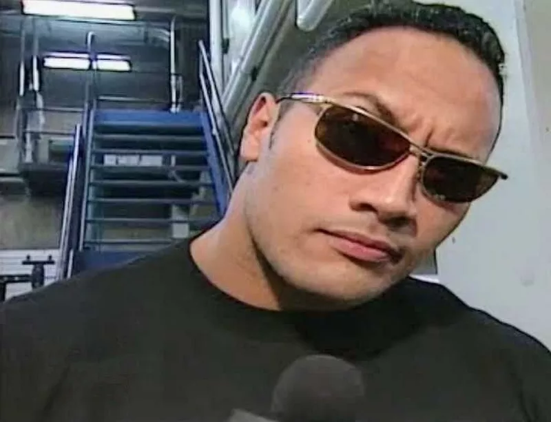 Biểu Cảm The Rock Meme Khiến Ai Cũng Bật Cười