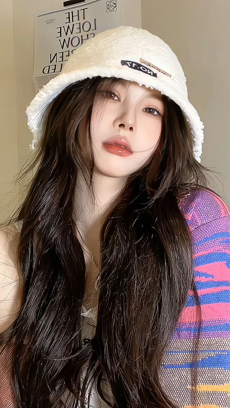 Gái Xinh Ngầu Phong Cách Tomboy Cá Tính Mạnh Mẽ