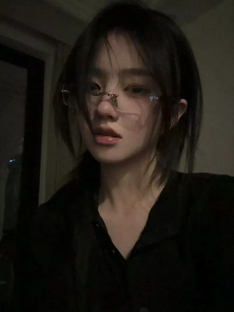 Gái Xinh Ngầu Với Vibe Girl Crush Cực Hot