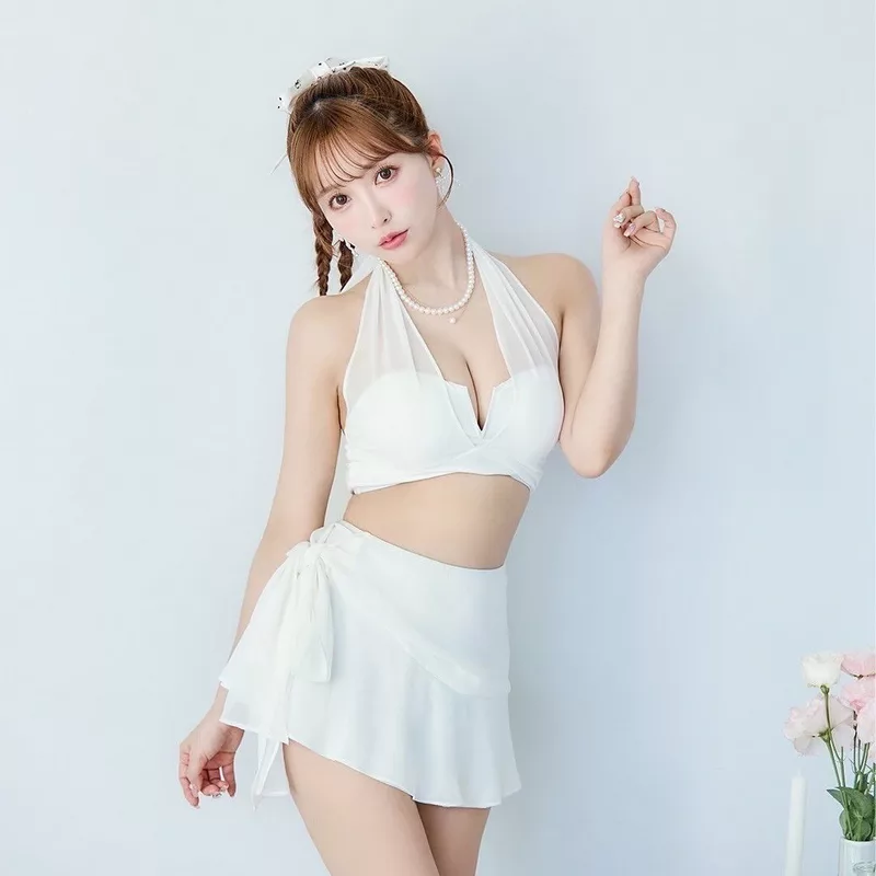 Yua Mikami Và Phong Cách Trang Điểm Nhẹ Nhàng