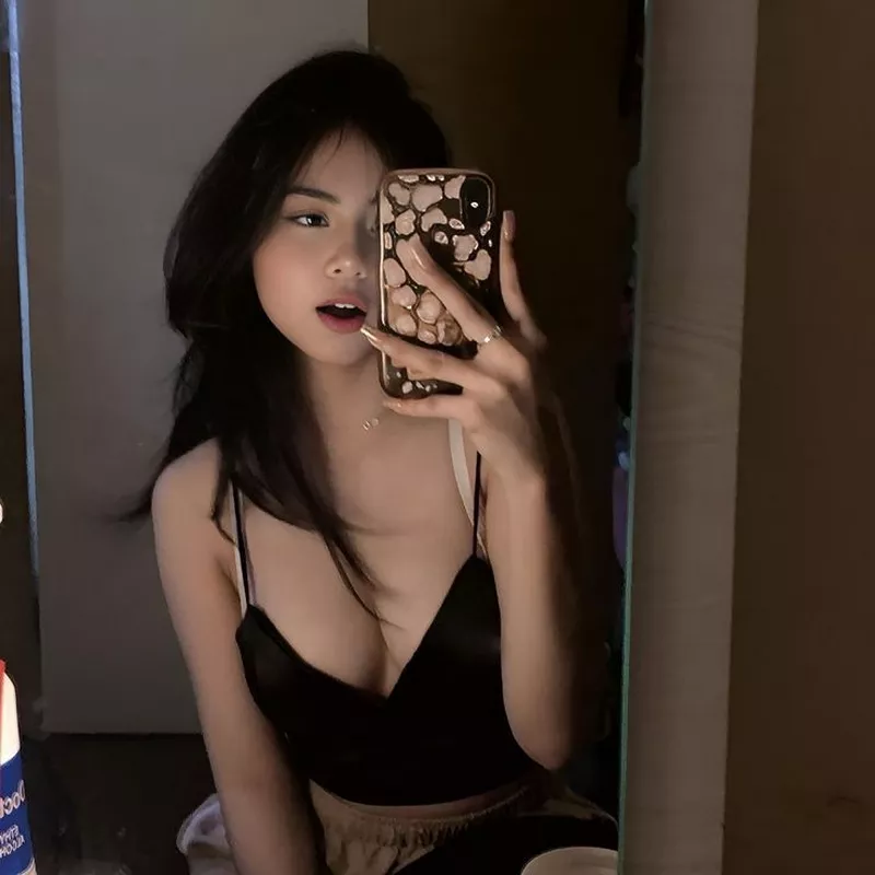 Ảnh Gái Xinh Tự Sướng Đang Trend Hiện Nay