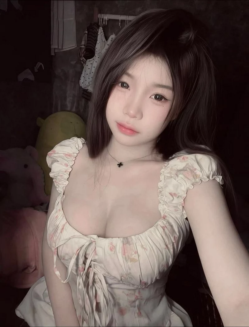 Gái Đẹp Tự Sướng Mắt To Cute Hút View