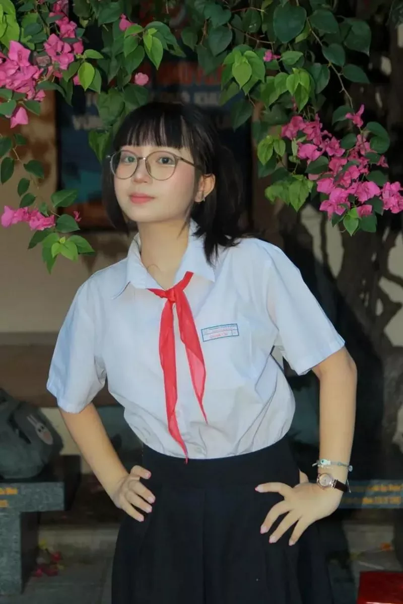 Gái Xinh Lớp 10 Với Phong Cách Hàn Quốc Dễ Thương